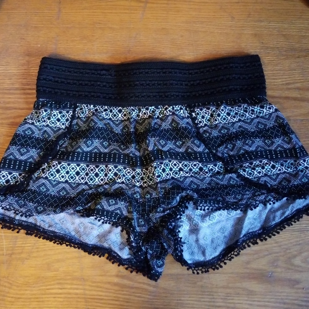 Cloth shorts size Large